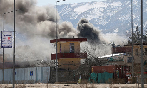 El asalto al hospital militar en Kabul fue planeado desde “fuera del país”