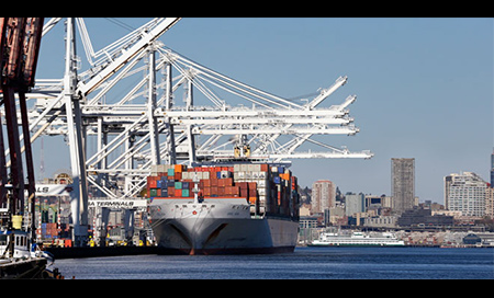 El déficit en la balanza comercial de EEUU alcanza 43.700 millones de dólares