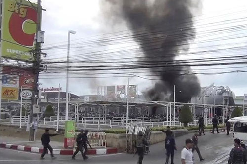 Más de 50 heridos por el doble atentado en el sur de Tailandia