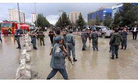 Más de 18 muertos por un atentado contra un acto político en Kabul