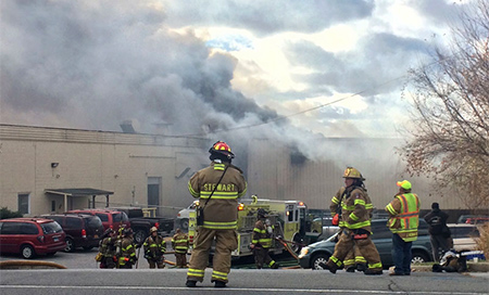 Más de 30 heridos por explosion en una planta de cosméticos cerca de Nueva York 