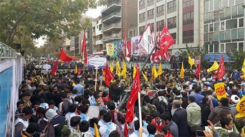 Irán recuerda la toma del “nido de espías” de EEUU con llamadas a la resistencia