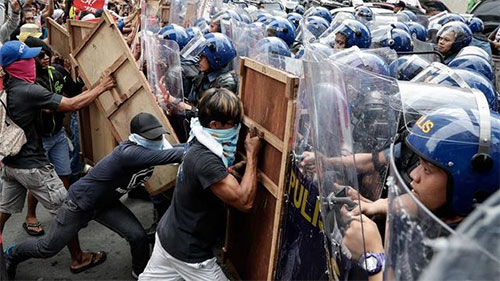 Crecen las protestan en Filipinas contra la visita de Trump