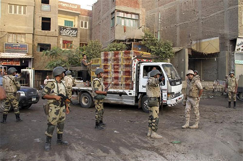 La Policía egipcia mata a nueve terroristas en un tiroteo