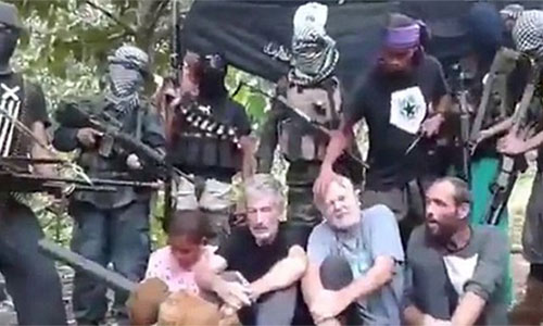 Rescatan en Filipinas a dos indonesios rehenes de Abu Sayyaf