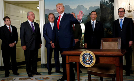 Trump autoriza la venta de “equipos militares sofisticados” a Tokio y Seúl 