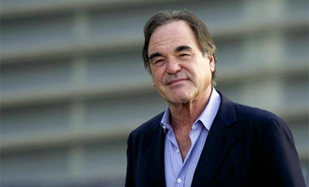 Oliver Stone califica de “enfermo” el comportamiento de su país contra Irán