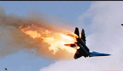 Defensa siria derriba “objetivos enemigos” al sur de Damasco