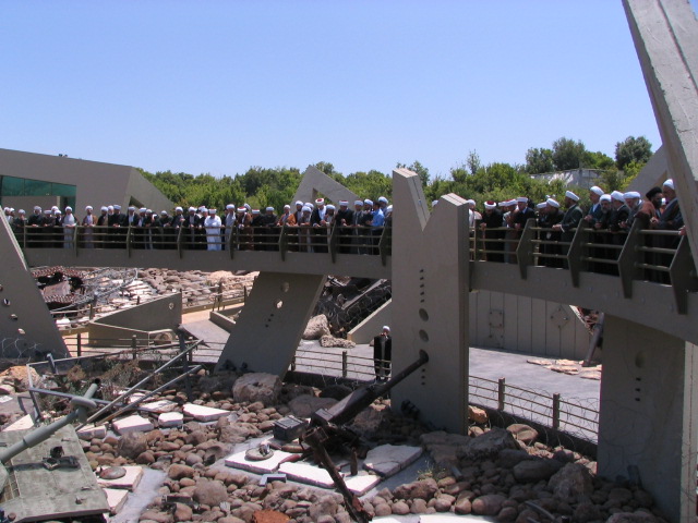 CL&EacuteRIGOS UNIDOS EN MLITA EN APOYO A LA RESISTENCIA EN SU D&IacuteA