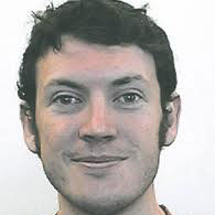 Un ingente arsenal en la casa del autor del asalto a un cine