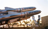La India prueba con &eacute;xito una versión avanzada de BrahMos
