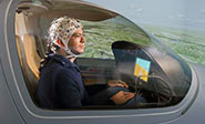 Un casco que permite pilotar aviones con el pensamiento