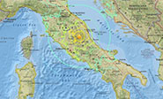 Un fuerte terremoto sacude el centro de Italia