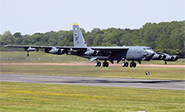Estados Unidos env&iacute;a a Inglaterra tres Bombarderos nucleares B-52H