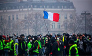 El gobierno franc&eacute;s exhorta a los &ldquo;chalecos amarillos&rdquo; a no manifestar el s&aacute;bado