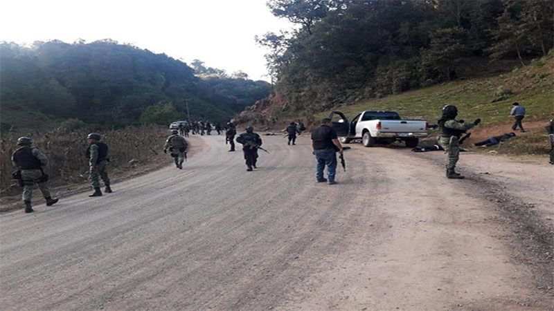 Diez muertos y dos heridos en tiroteo entre dos grupos de polic&iacute;as comunitarios en M&eacute;xico