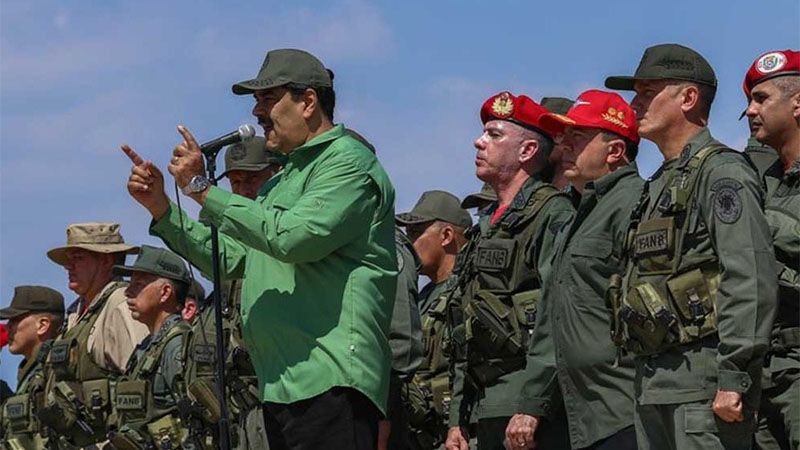 Nicol&aacute;s Maduro anuncia la creaci&oacute;n de 50.000 unidades populares de defensa
