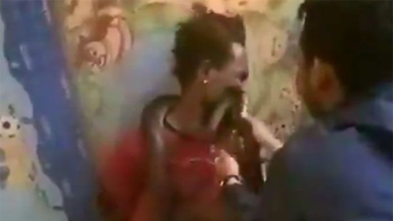 La Polic&iacute;a indonesia admite haber utilizado una serpiente para torturar a un hombre en un interrogatorio