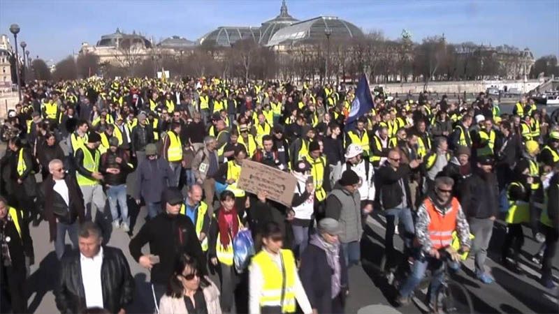 Despu&eacute;s de tres meses de manifestaciones y de violencia, los &ldquo;chalecos amarillos&rdquo; no se rinden
