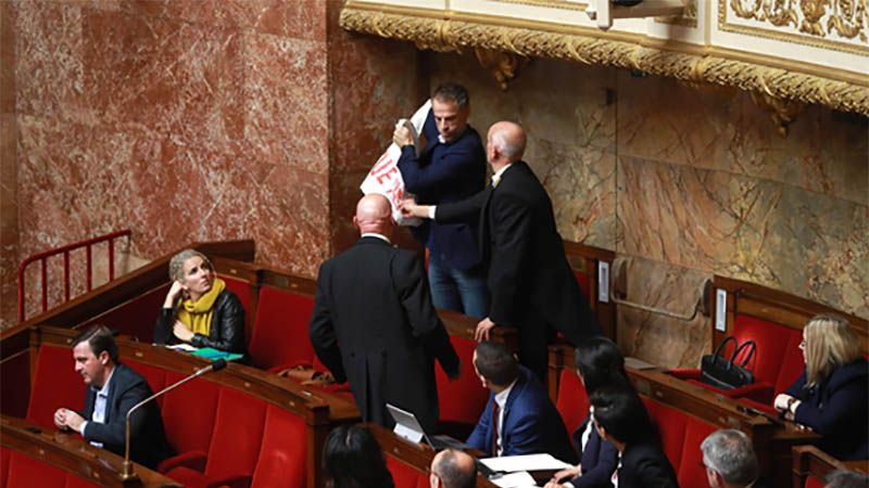 &ldquo;Francia mata en Yemen&rdquo;, denuncia un diputado franc&eacute;s