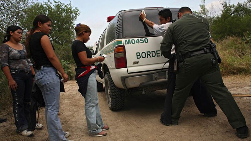 Patrulla fronteriza de EEUU arresta a 7.000 migrantes en una semana