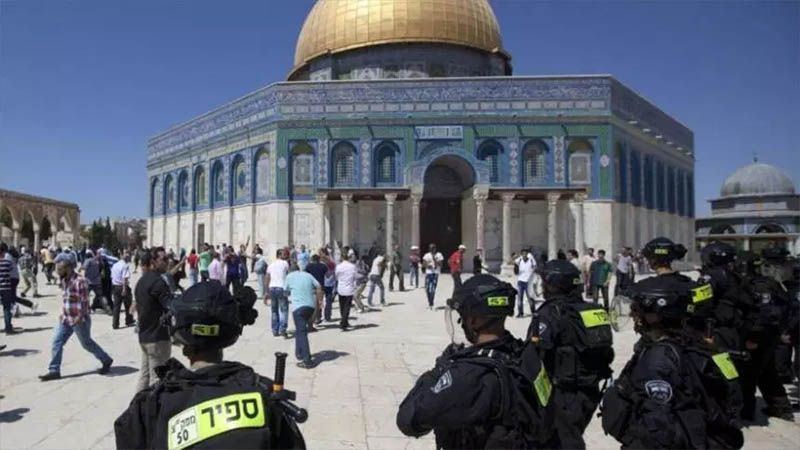 M&aacute;s de un centenar de colonos jud&iacute;os asaltan la Explanada de las Mezquitas de Al Quds