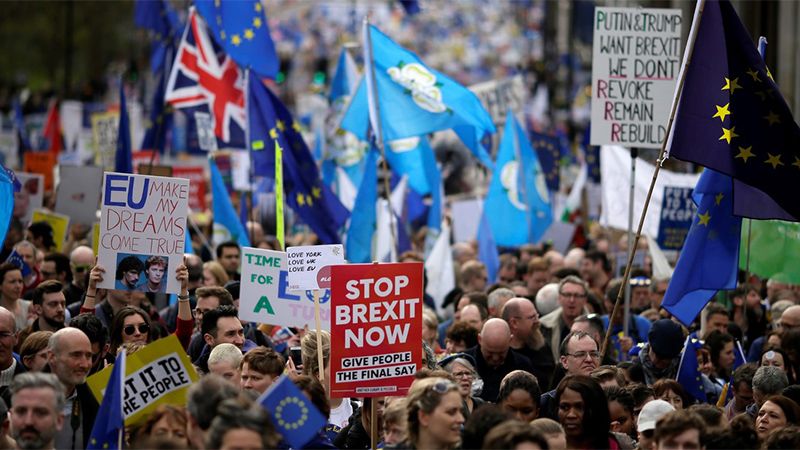 Reino Unido: Londres vive la mayor movilizaci&oacute;n contra el Brexit de la historia