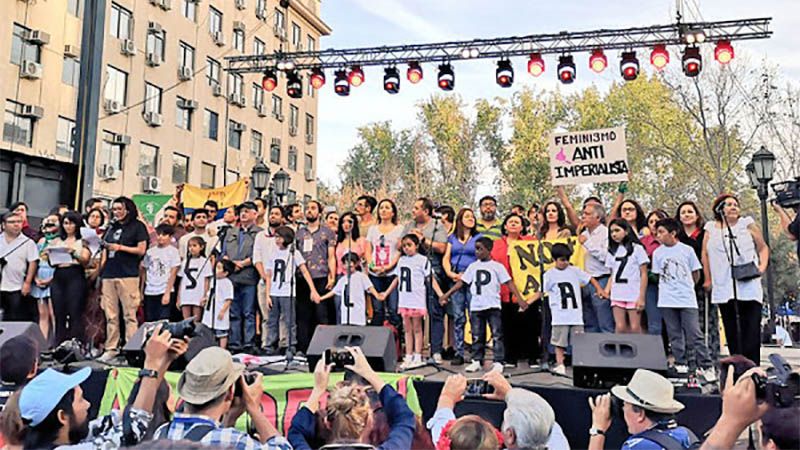 Multitudinario concierto en apoyo a Venezuela en Chile