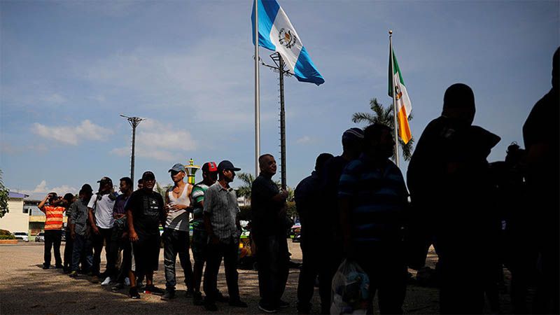 Trump suspende la asistencia financiera a Guatemala, Honduras y El Salvador