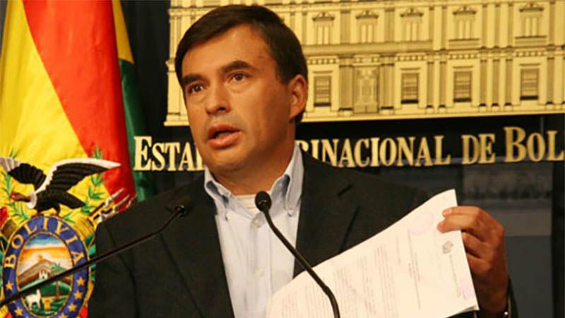 La oposici&oacute;n boliviana pretende regalarle el pa&iacute;s a EEUU, denuncia el ministro Qintana