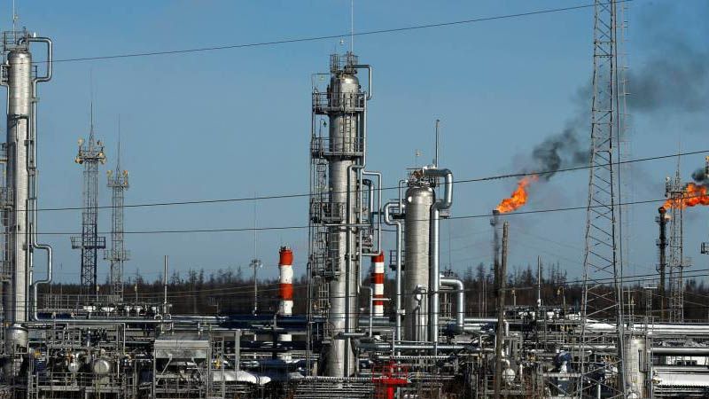 Estados Unidos confirma fin de exenciones a las compras de petr&oacute;leo iran&iacute;