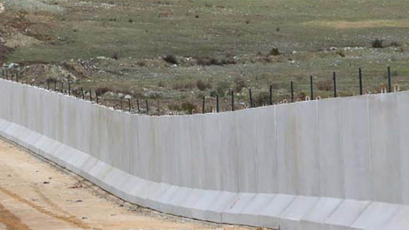 Turqu&iacute;a construye muro en territorio sirio ocupado