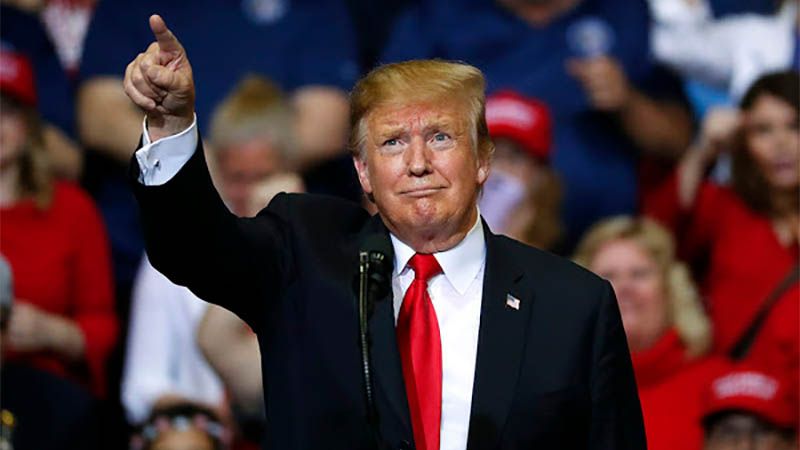 Trump elogia a M&eacute;xico y anuncia la pronta &ldquo;expulsi&oacute;n de millones de migrantes&rdquo;