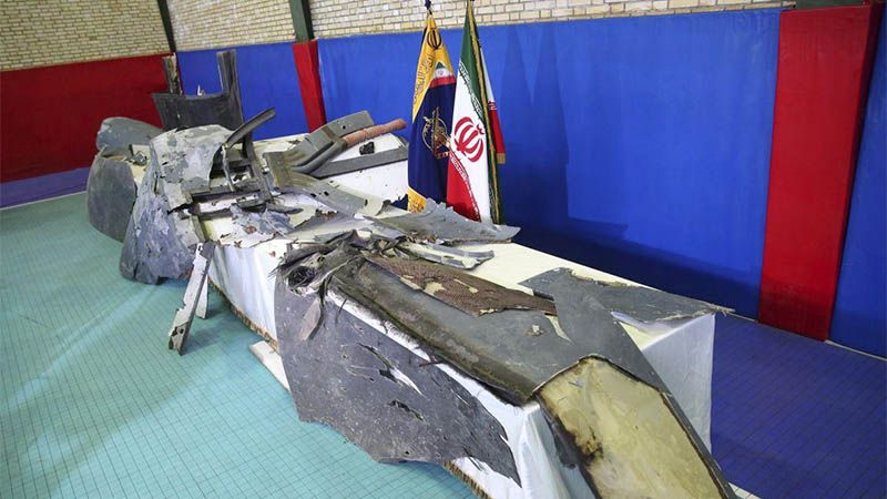 Ir&aacute;n exhibe los restos del dron esp&iacute;a derribado por los Guardianes de la Revoluci&oacute;n