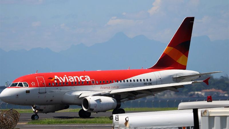 Un pasajero se suicida en un avi&oacute;n que volaba entre Espa&ntilde;a y Colombia