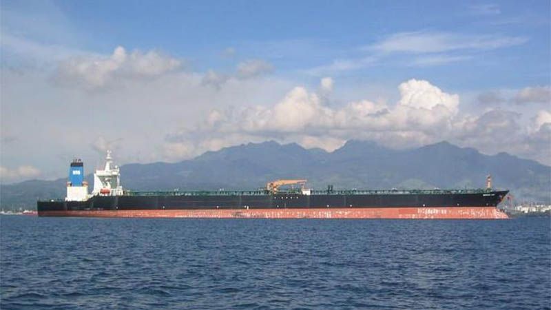 Gibraltar detiene un superpetrolero que supuestamente llevaba crudo a Siria