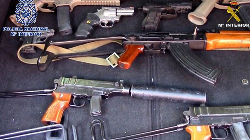 Localizan en Espa&ntilde;a un arsenal de armas de guerra de un grupo criminal holand&eacute;s