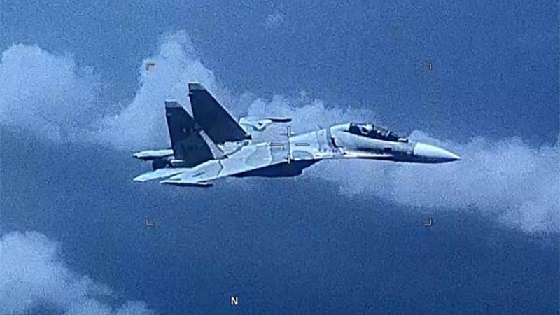 Un caza Su-30 venezolano intercepta avi&oacute;n esp&iacute;a de EEUU