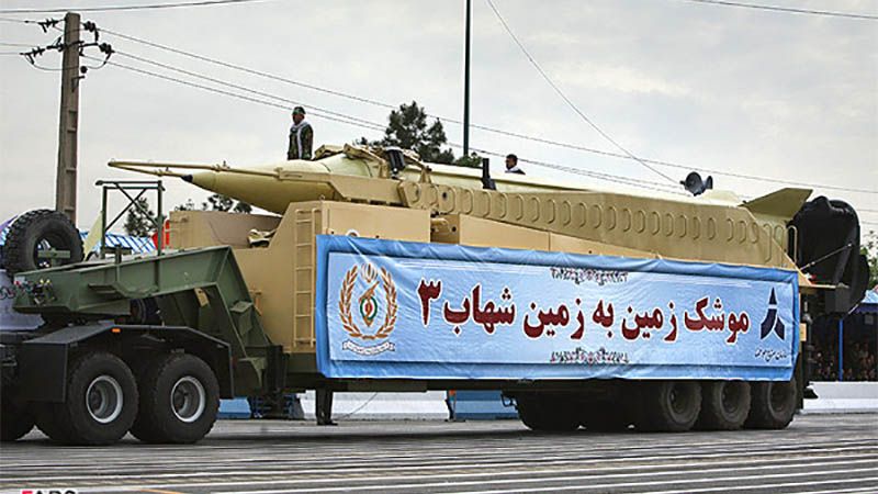 Ir&aacute;n prob&oacute; con &eacute;xito su misil bal&iacute;stico Shahab-3 que recorri&oacute; 1.000 kil&oacute;metros