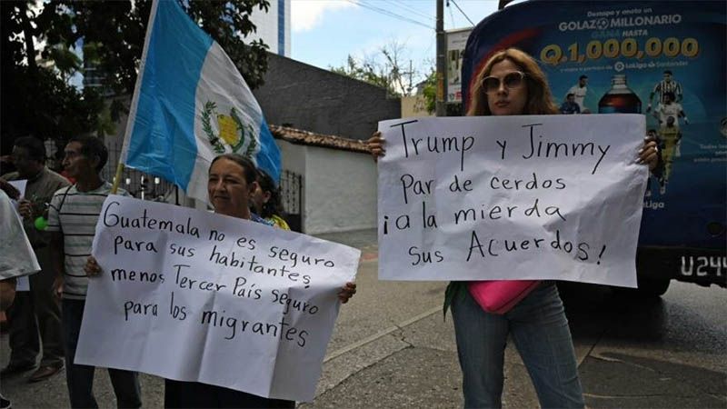 Guatemaltecos protestan contra el acuerdo migratorio con EEUU