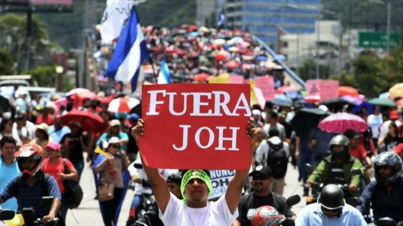 Nueva protesta masiva en Honduras contra el Gobierno y el apoyo de EEUU a la dictadura