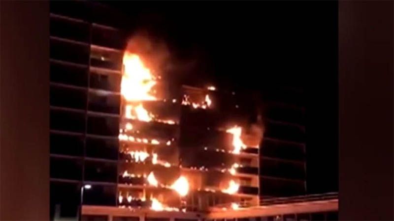 Un muerto y ocho heridos en un incendio en un hospital a las afueras de Par&iacute;s