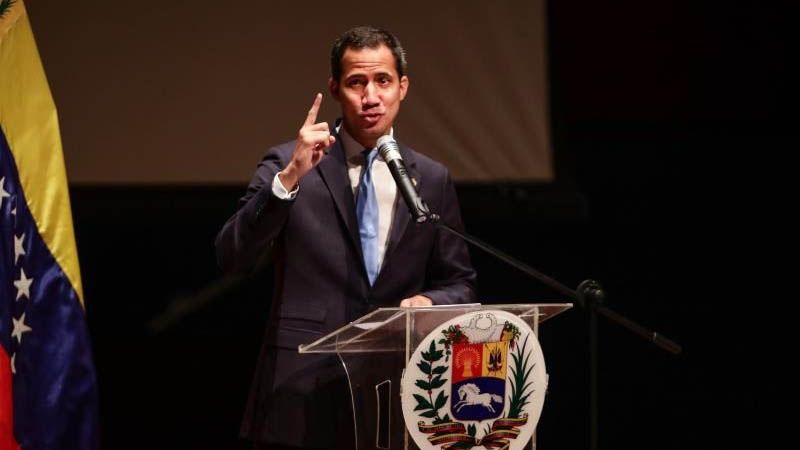 Guaid&oacute; anuncia formaci&oacute;n de un &ldquo;gobierno&rdquo; en la sombra