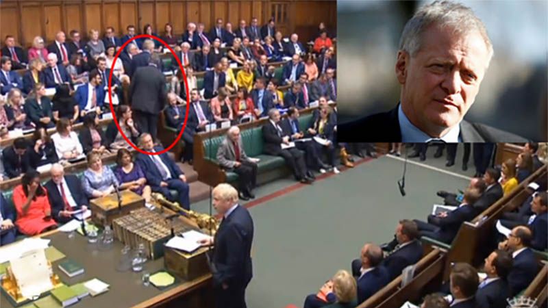 Boris Johnson pierde la mayor&iacute;a parlamentaria por la deserci&oacute;n del diputado Phillip Lee