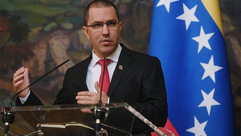 Arreaza acusa a Duque y Trump de usar islamofobia para justificar guerra en Venezuela