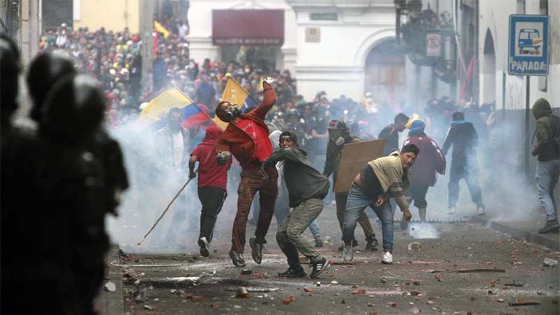 Defensor&iacute;a del Pueblo de Ecuador confirma la muerte de cinco personas en las protestas