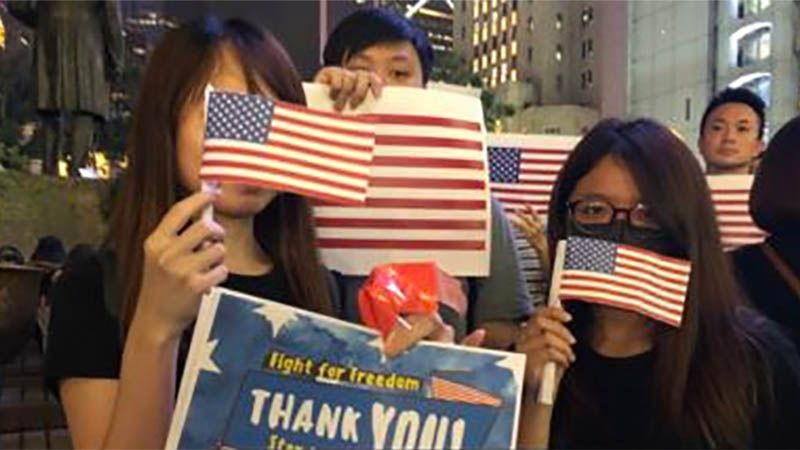 China protesta ante EEUU por la aprobaci&oacute;n del proyecto de ley en apoyo a las protestas