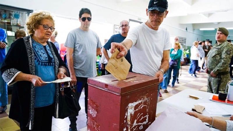 Uruguay ir&aacute; a una segunda vuelta en las elecciones presidenciales
