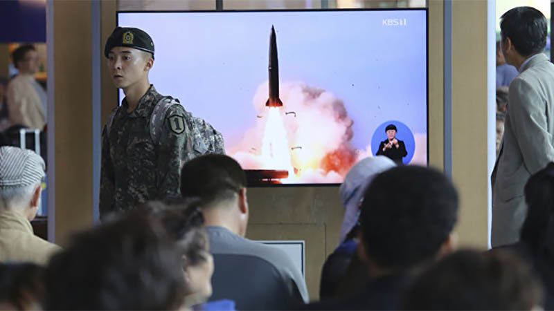 Corea del Norte confirma prueba exitosa de un lanzacohetes m&uacute;ltiple