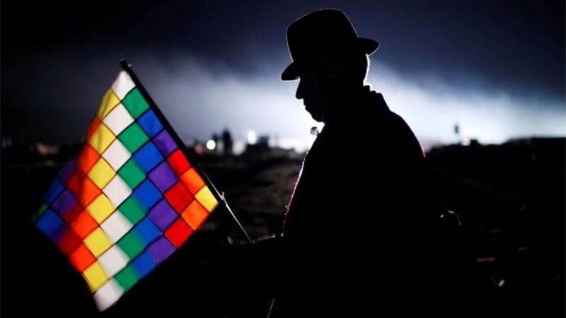 Maduro pide respeto para pueblos originarios en Bolivia